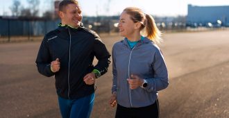 medium-shot-people-working-out-together